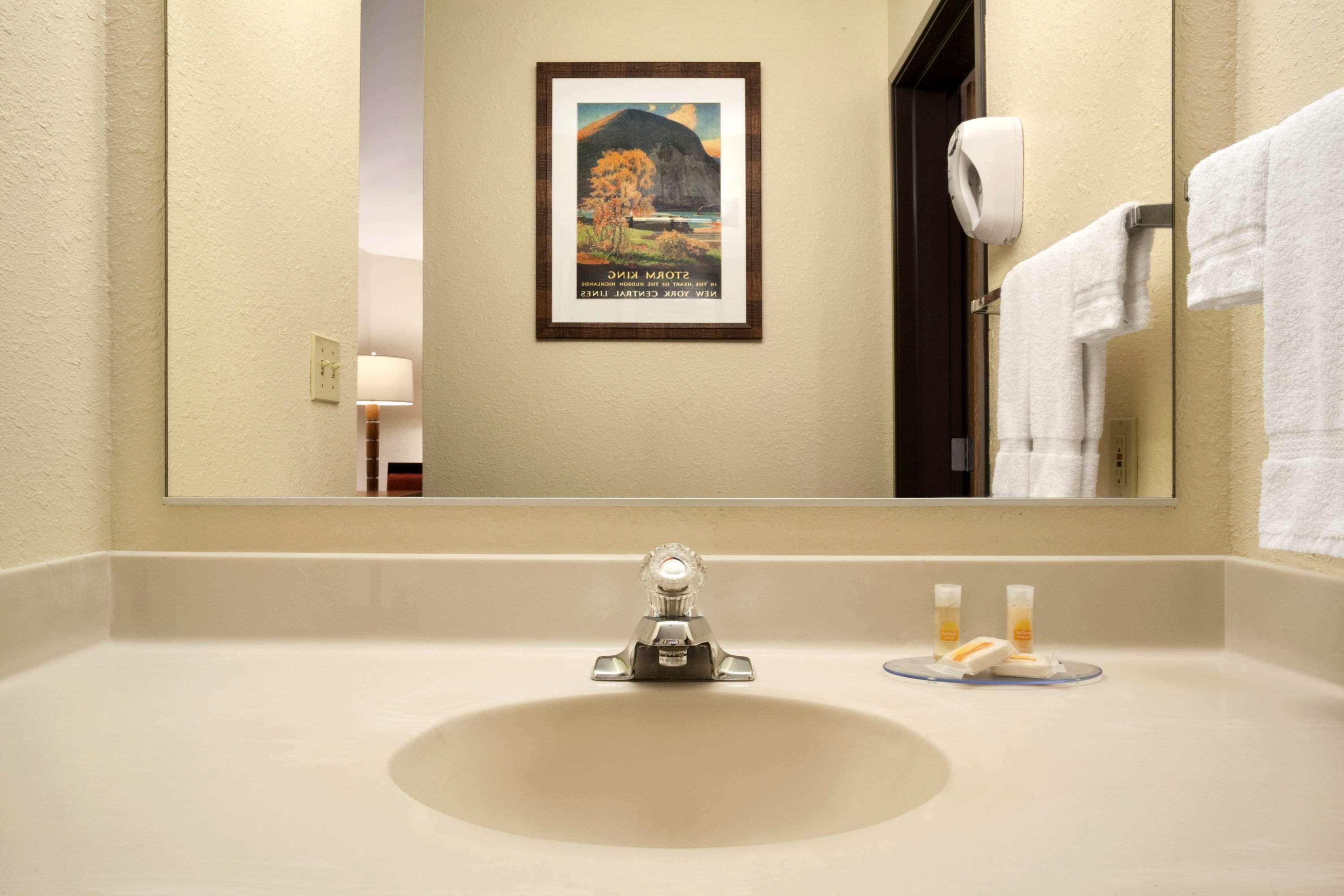 Colony Inn Кент Экстерьер фото